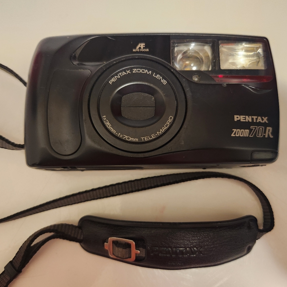 Pentax Zoom 70R For Parts/Not Working